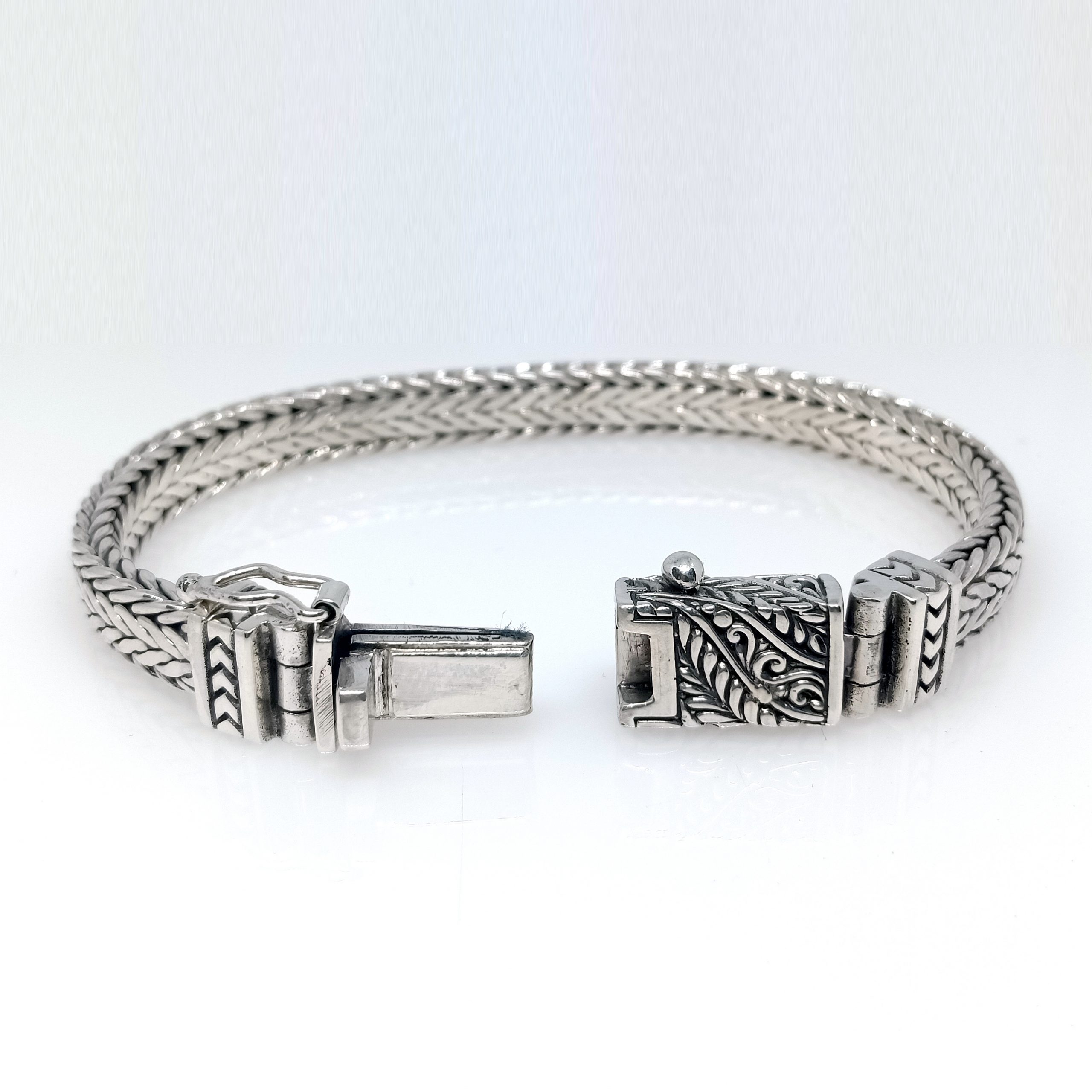 Haris silver manufacturer Wholesale silver shop Bali wholesale silver Silver wholesale