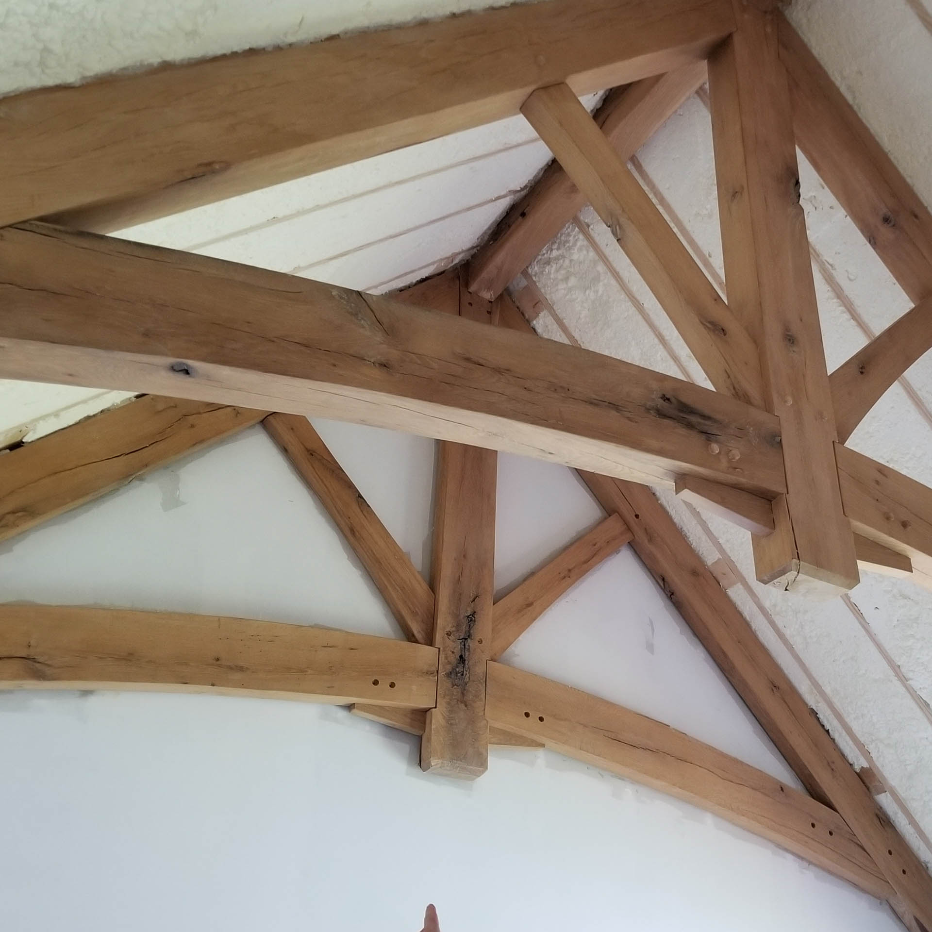 Raised Chord King Post Truss with Struts Harmony TW