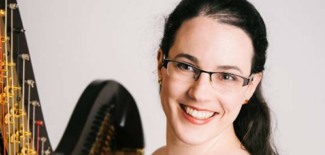 Ingrid Bauer wins job with Auckland Philharmonia Orchestra Harp Column