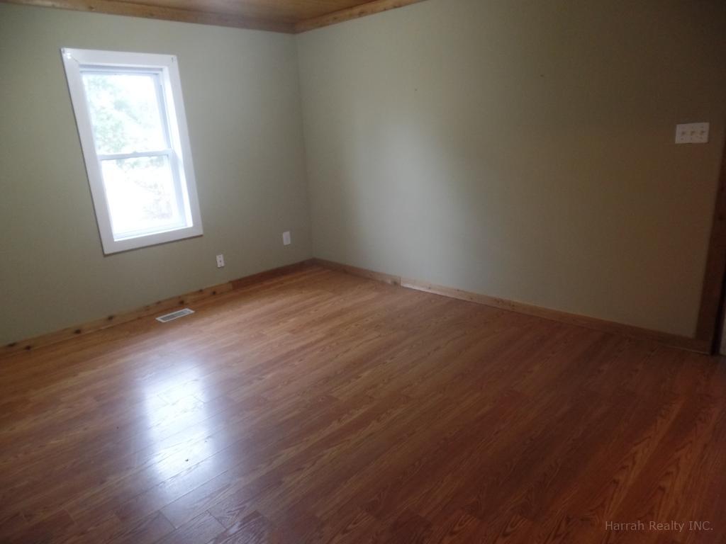 Harrah Realty INC. COME AND SEE FOR YOURSELF, City Bloomfield