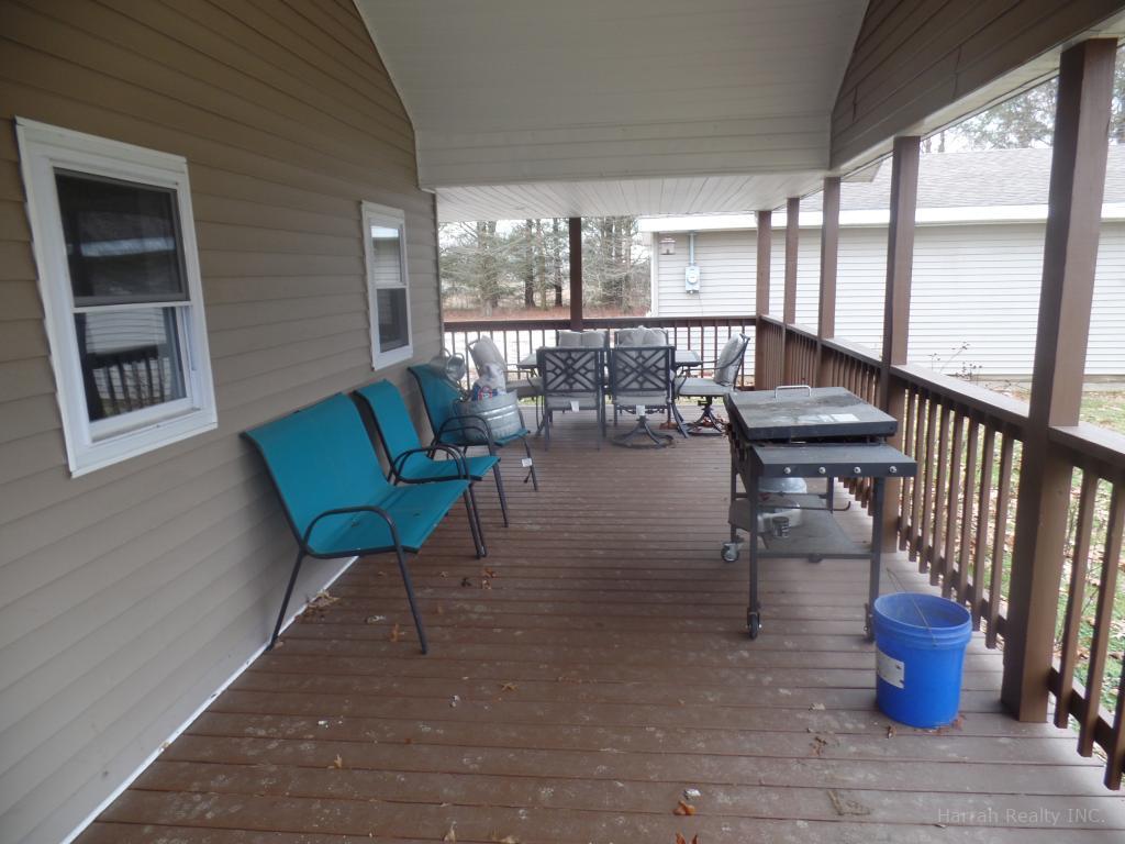 Harrah Realty INC. COME AND SEE FOR YOURSELF, City Bloomfield