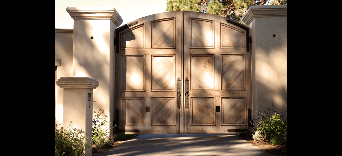 Harrison Furniture Large front gate Harrison Furniture