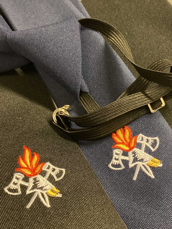 Feuerwehrkrawatten und Feuerwehrbekleidung Tücher mit Logo