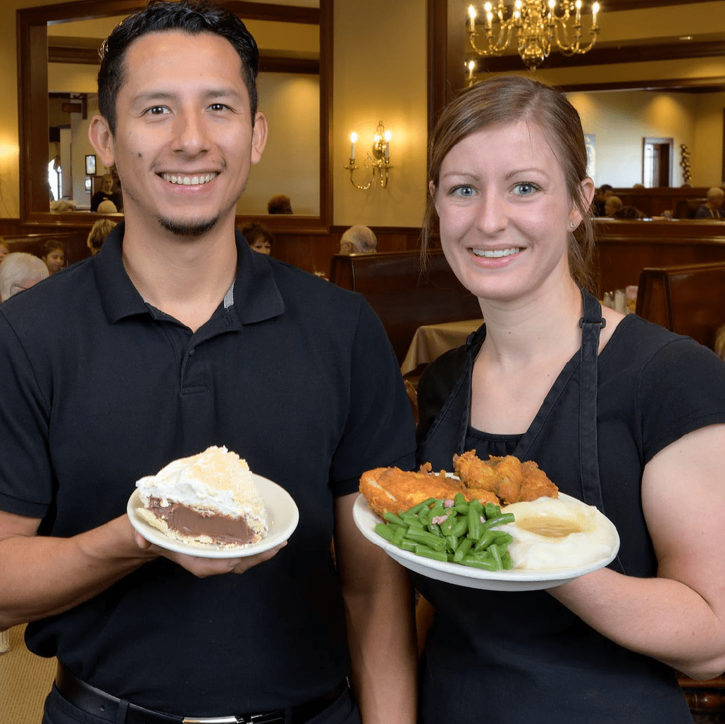 Hartville Kitchen Restaurant & Shops Homemade Meals, Bakery