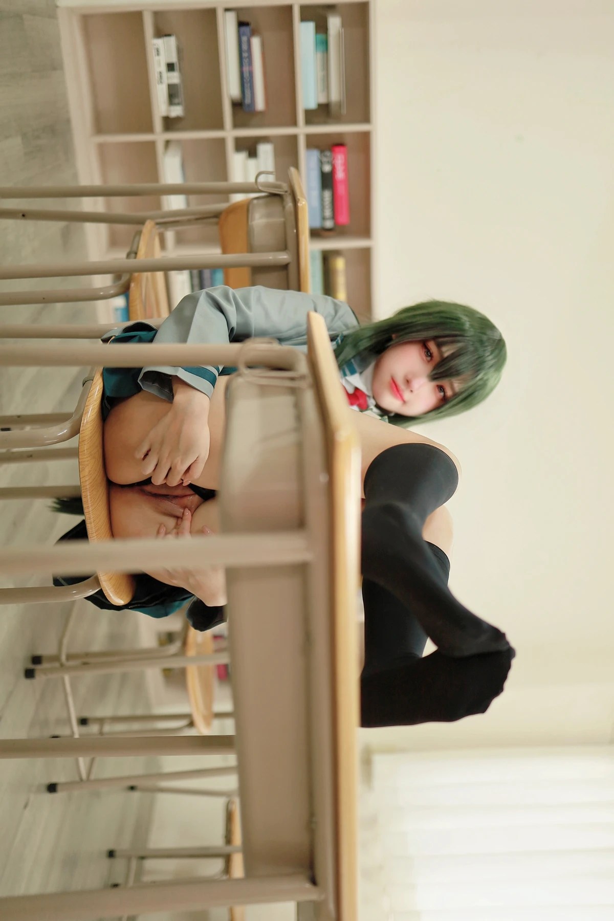 慕慕Momo Cosplay 剎那Setsuna与蛙吹梅雨学生服