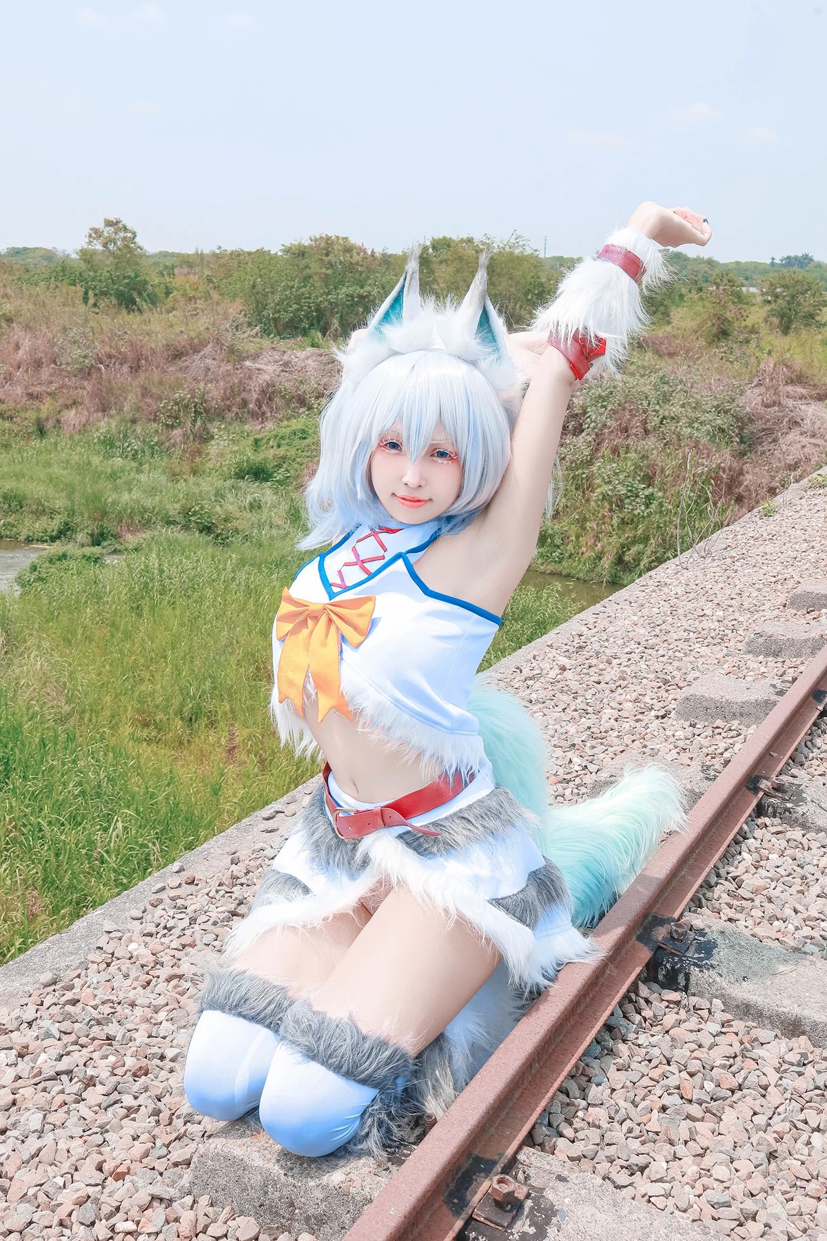 慕慕Momo Cosplay 剎那Setsuna与蛙吹梅雨学生服