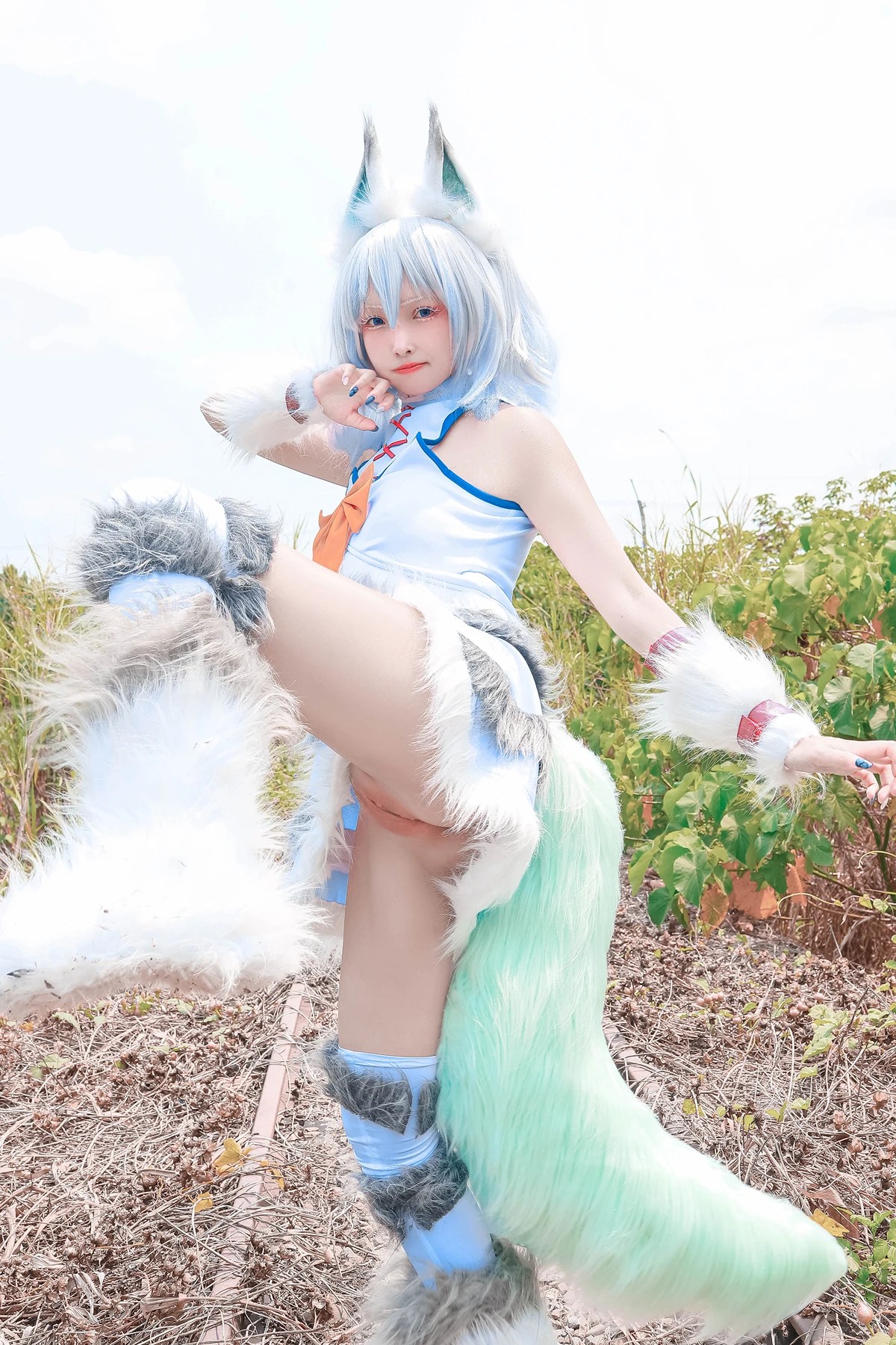 慕慕Momo Cosplay 剎那Setsuna与蛙吹梅雨学生服