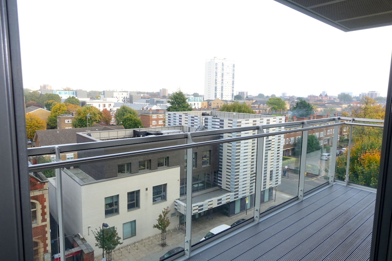 Beechwood Road, E8 £625pw