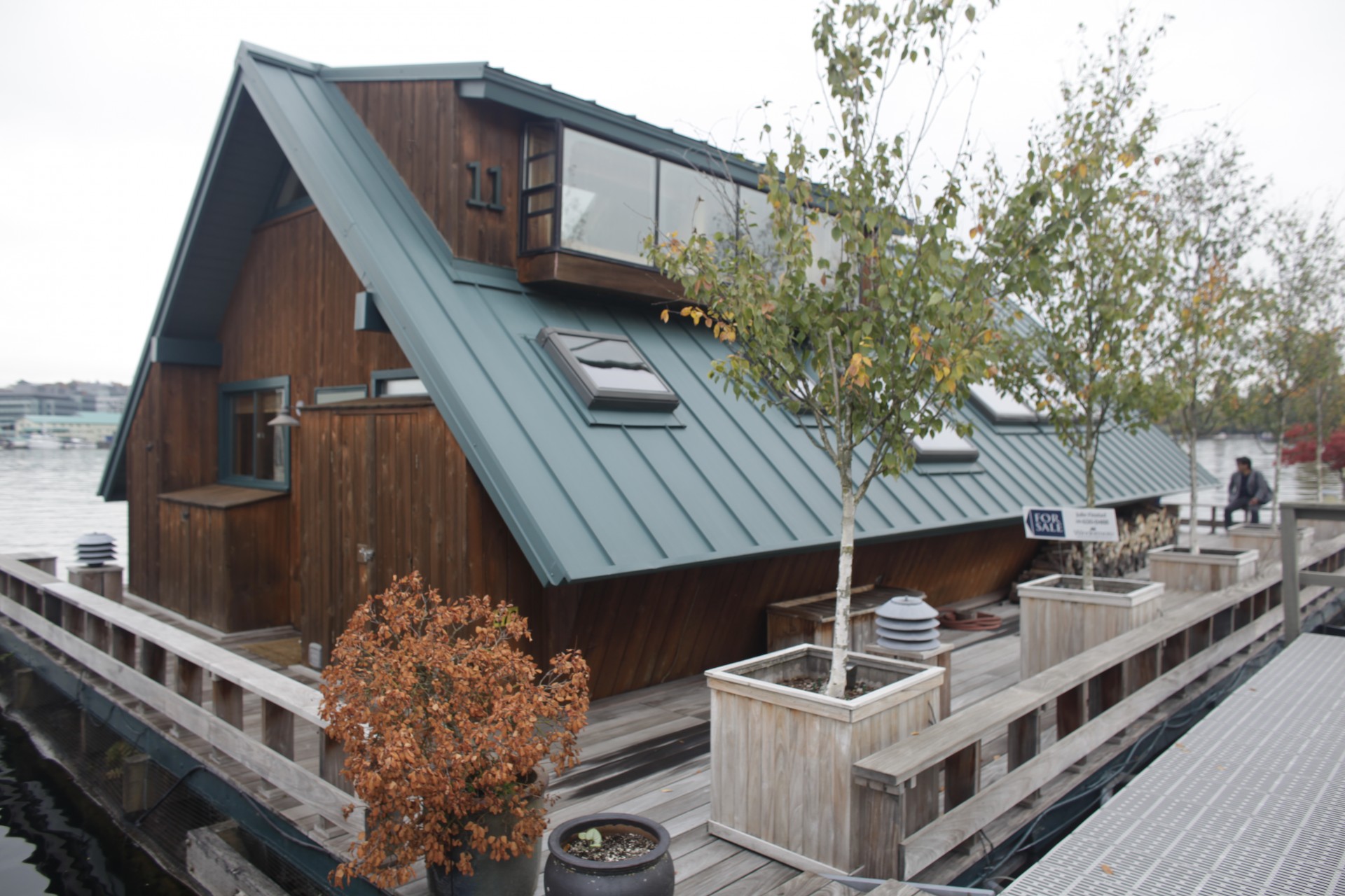 アメリカ・シアトルのユニオン湖に浮かぶ家「フローティングハウス」 casa