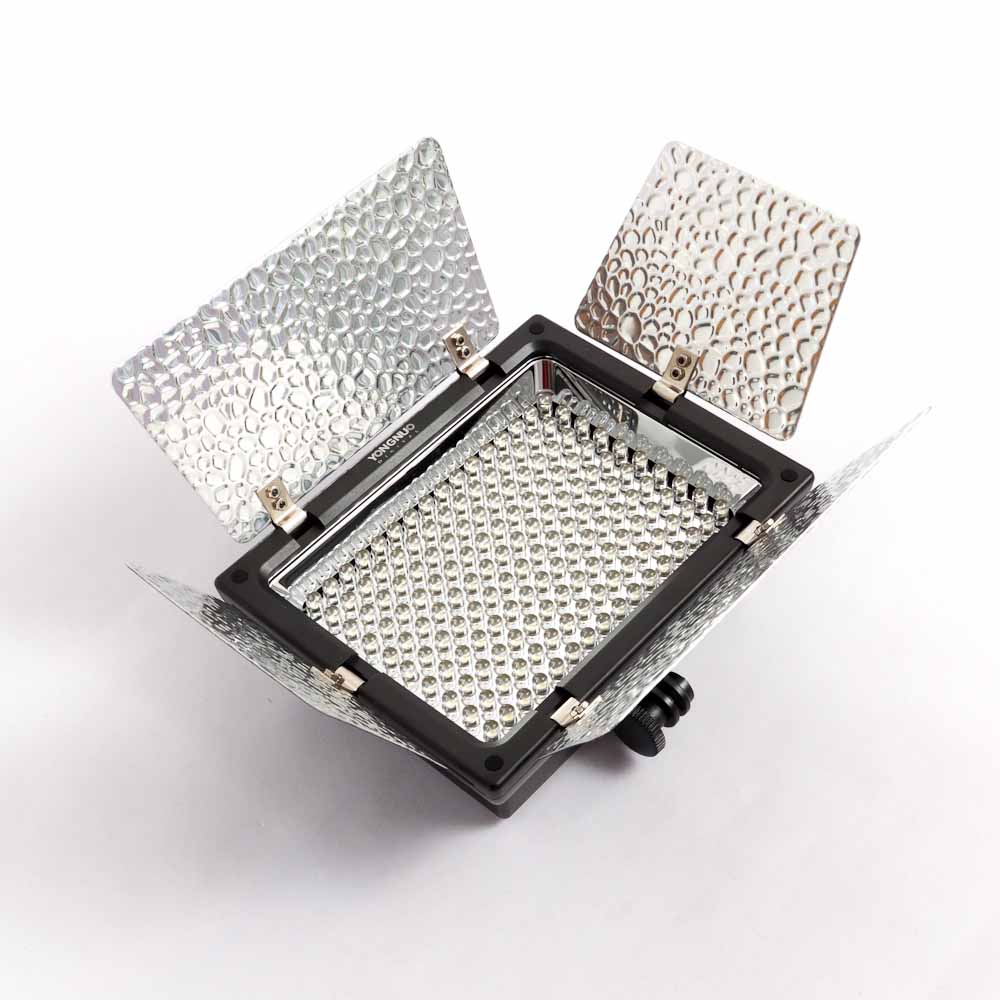 Yongnuo YN160 Video Lighting in Pakistan Hashmi Photos