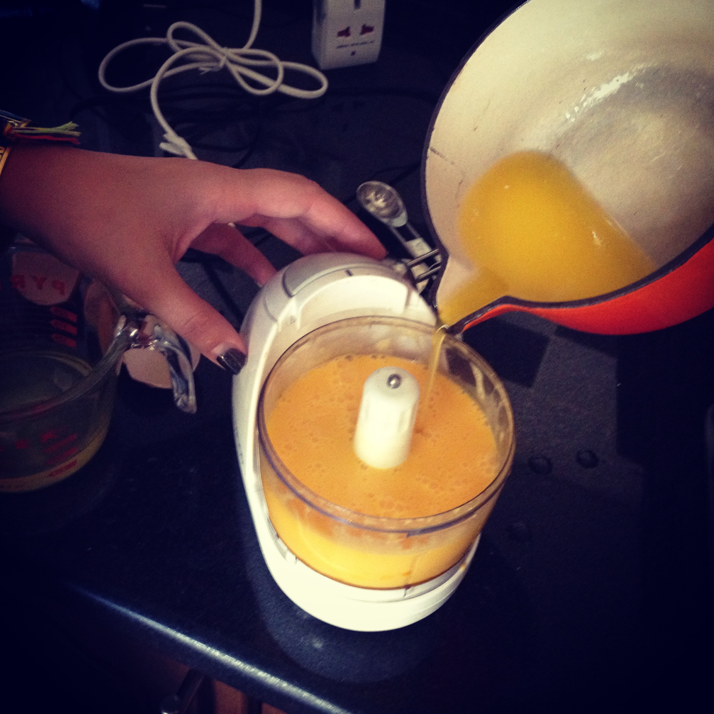 Quick Hollandaise Sauce FAMILY RECIPE BOOK