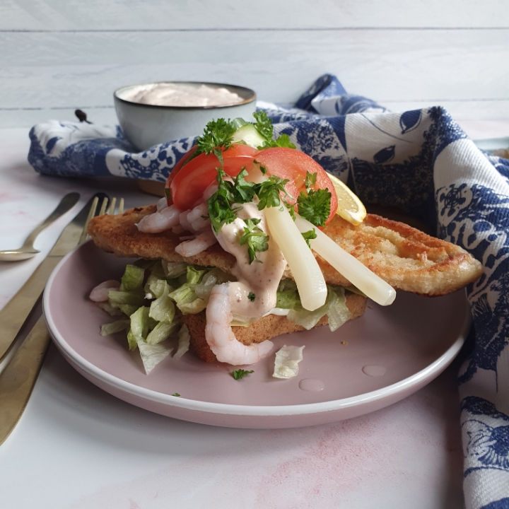 Stjerneskud opskrift med hjemmelavet dressing skaldyrsdressing