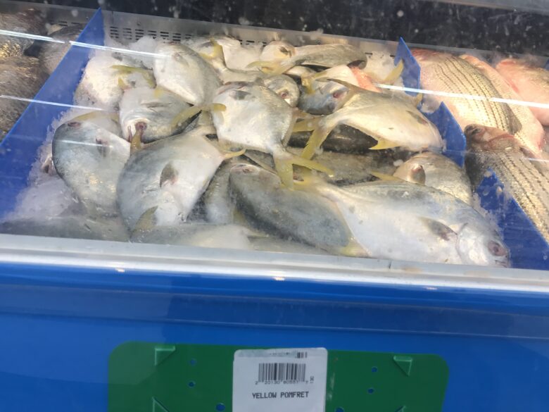 25 ++ 黄色の魚 122760