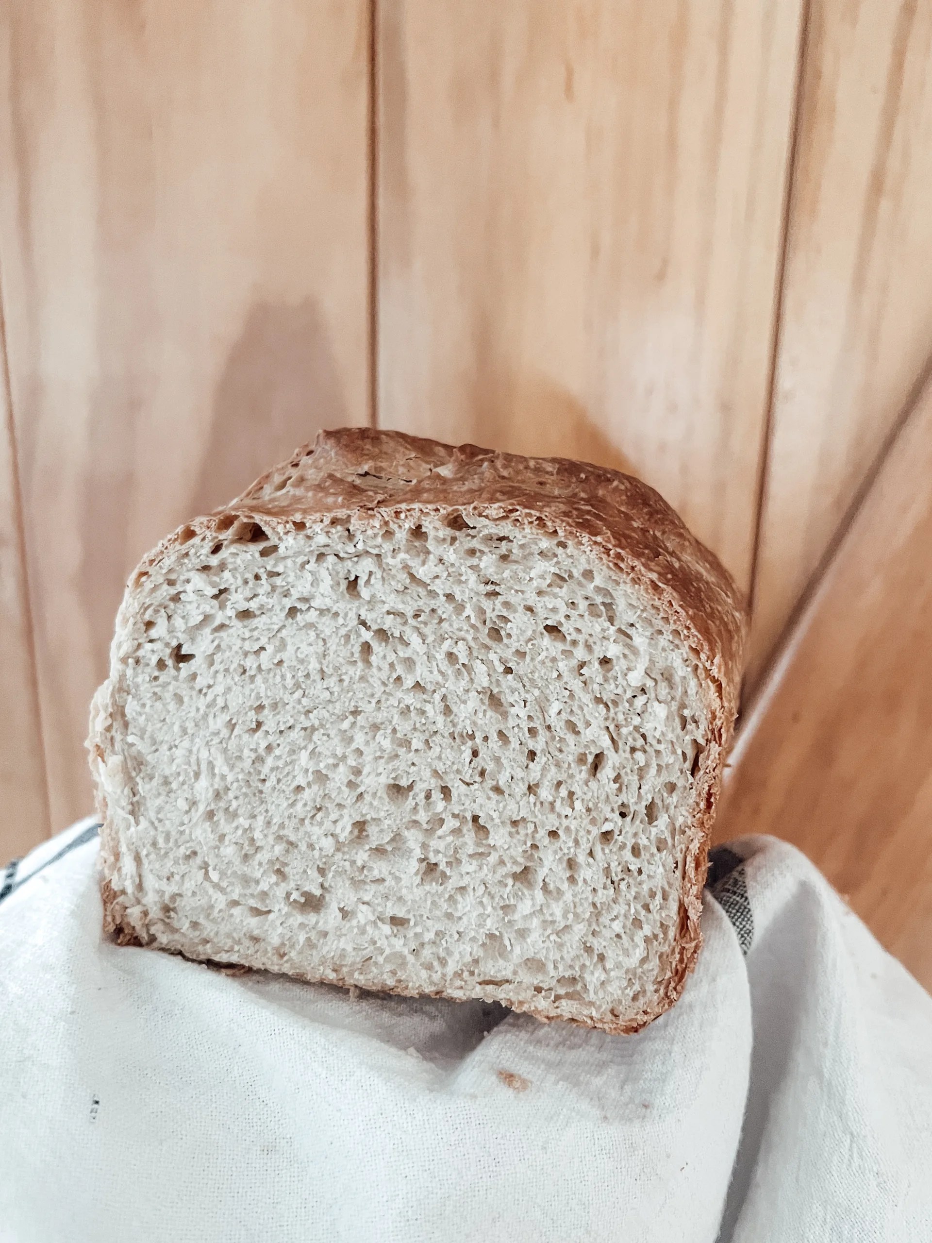 Lazy Suzie Soft + Easy Sourdough Sandwich Bread