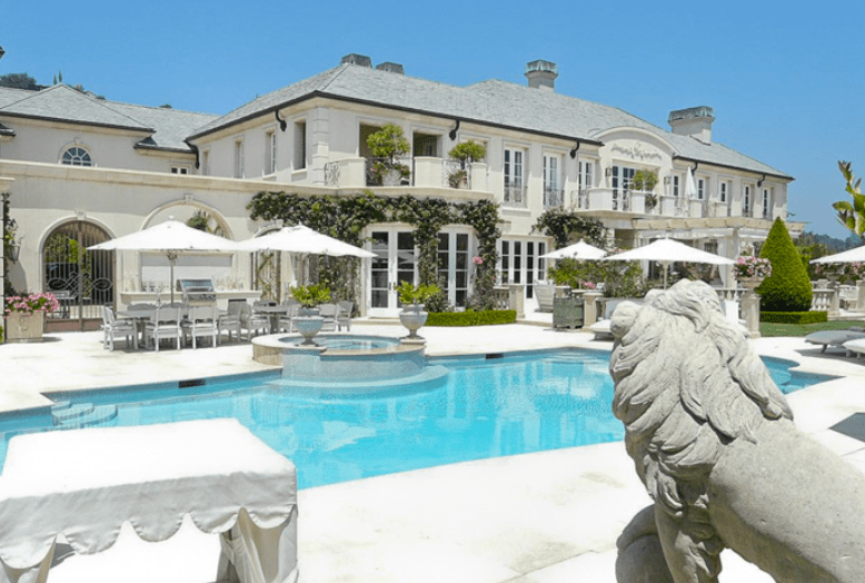 Lisa Vanderpump Sells Beverly Hills Mansion for 19 Million Haute Living(04)