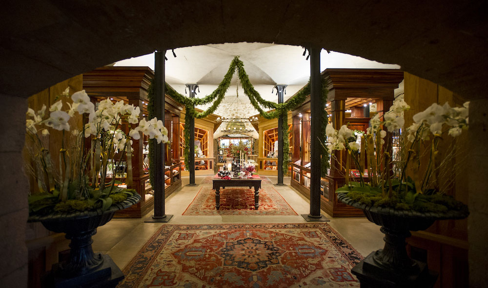 Christmas Village Winery Wineries With Christmas Decor