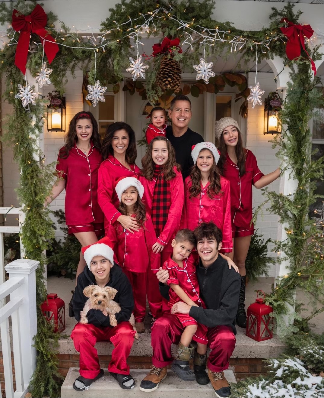 Fox News Host Rachel CamposDuffy Shares Her All American Christmas(09)