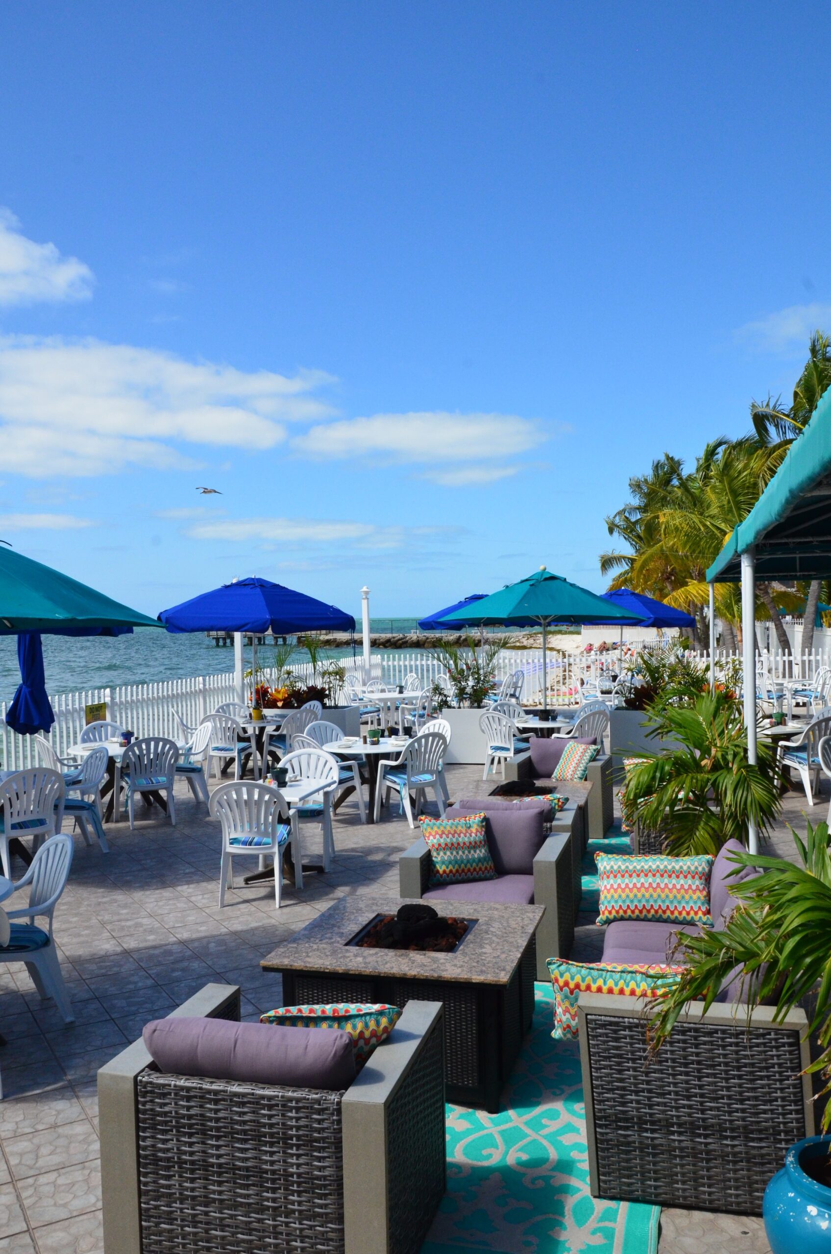 Oceanside Restaurant for Lunch & Dinner, Marathon FL Havana Jacks