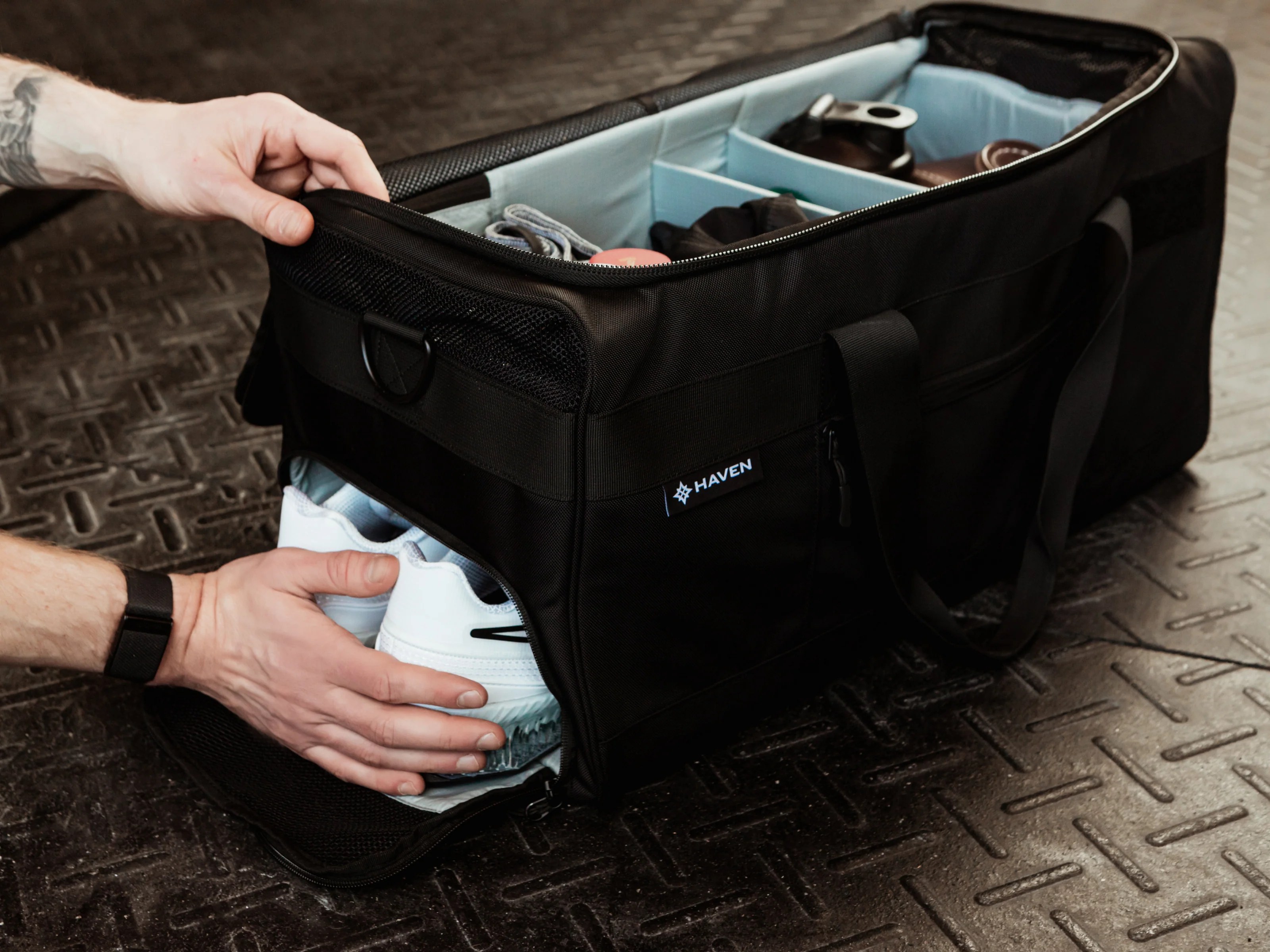 Aggregate more than 151 organized duffel bag latest esthdonghoadian