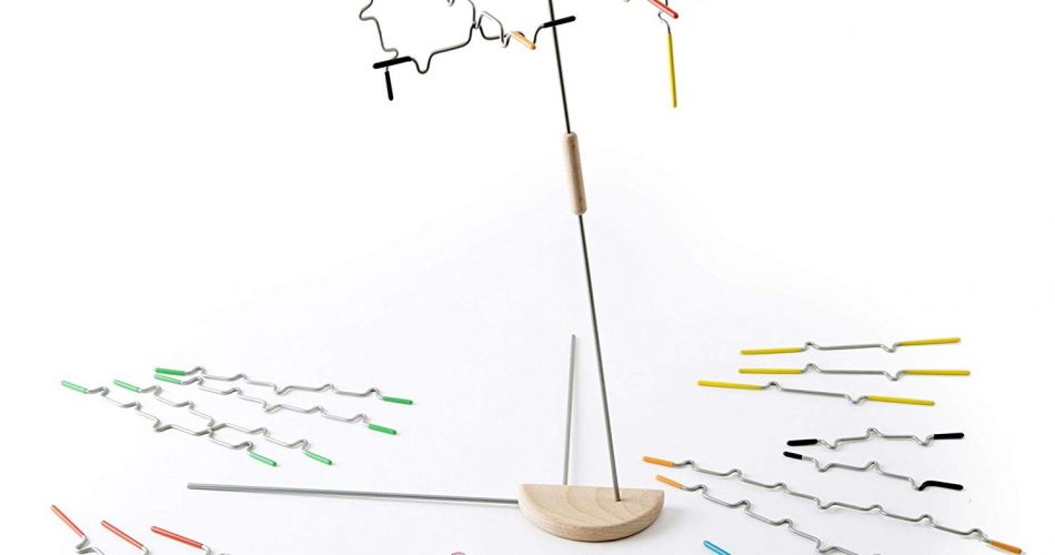 Melissa & Doug Suspend Family Game