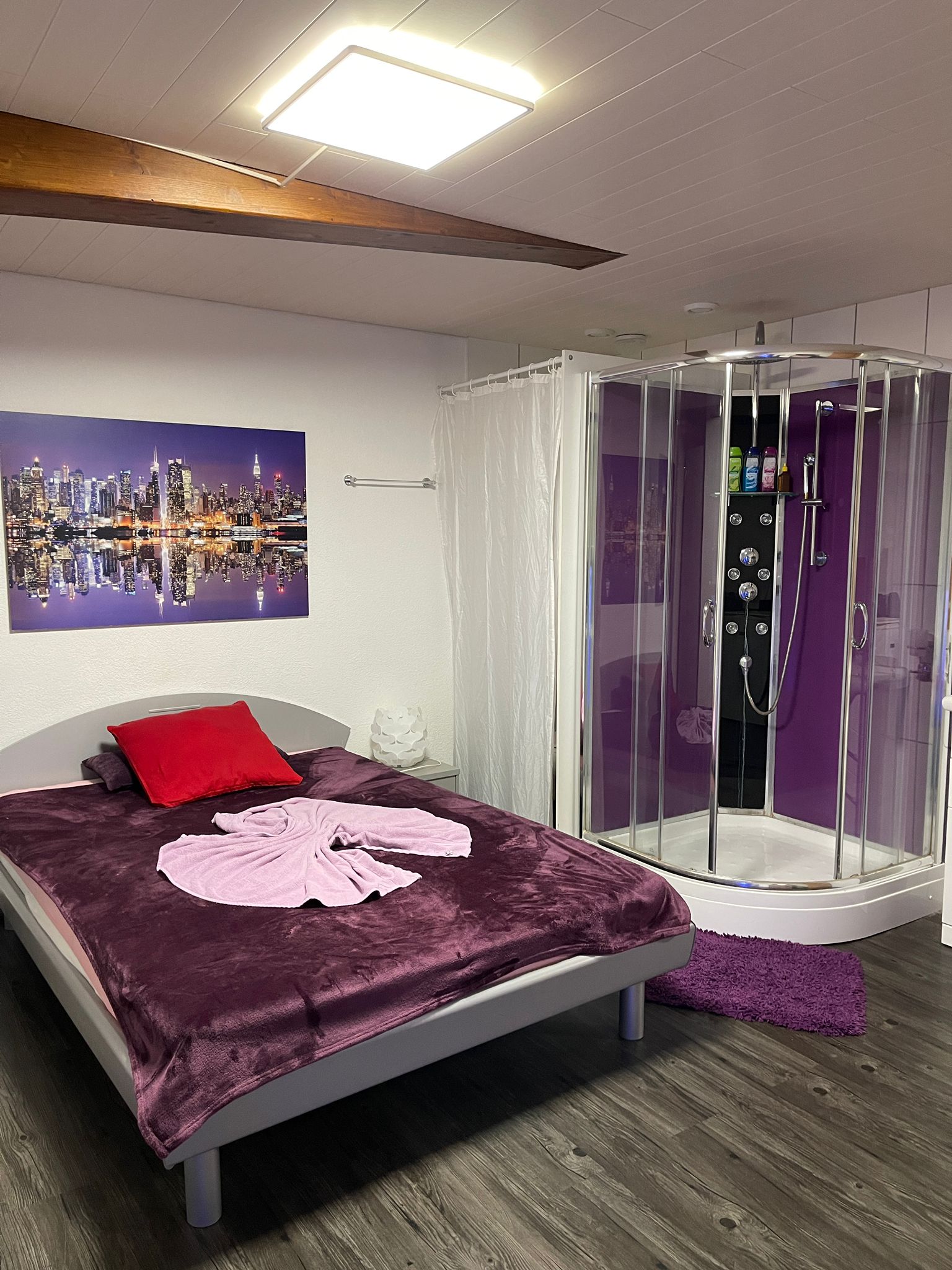 Hawaii Bar Sex in Aarberg Exklusive Kontaktbar in Aarberg