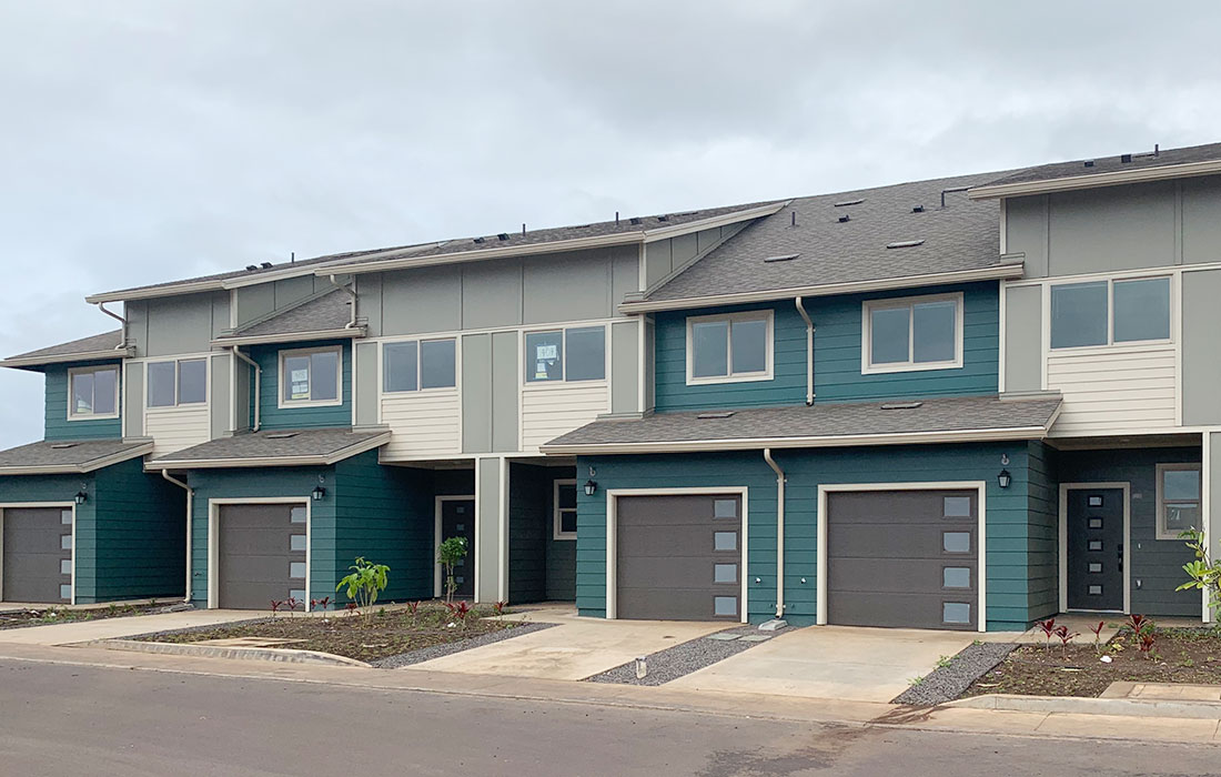 Raynor Hawaii Steel Garage doors