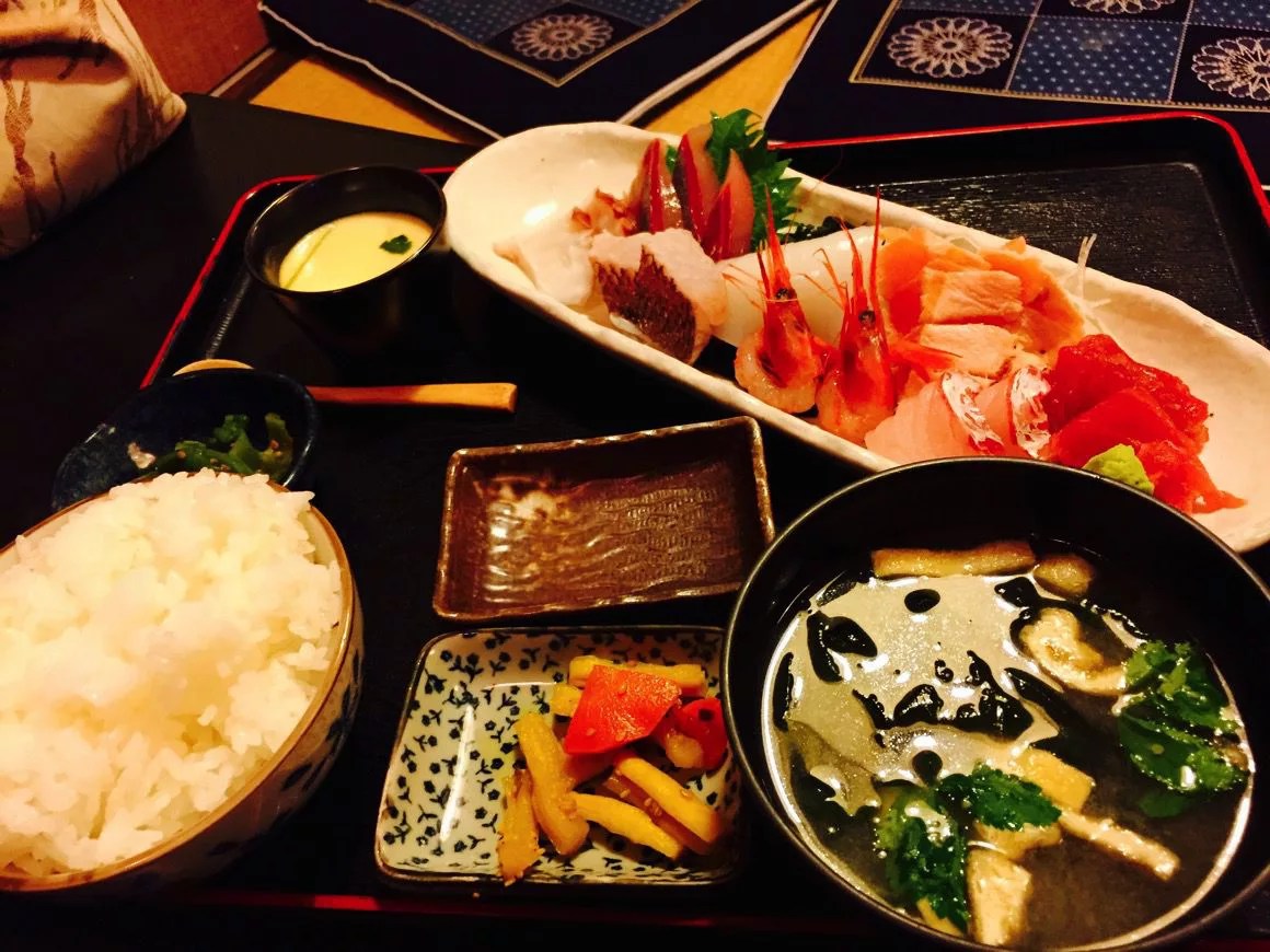 3時間待ちの定食屋『ごはん処 一歩』（石川県七尾市）で海鮮を食らったよ！ ほーくブログ