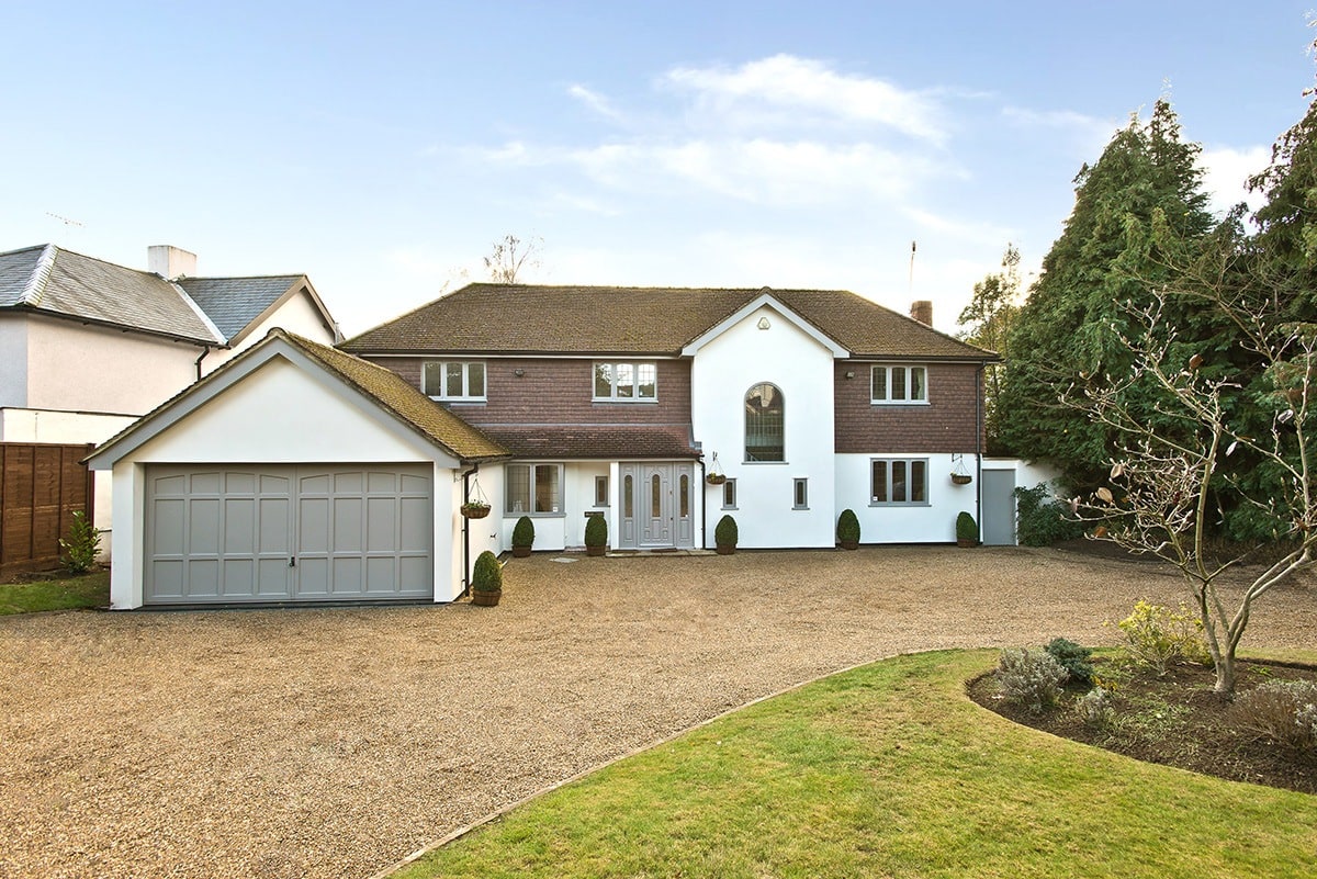 5 bedroom detached house Hawksman