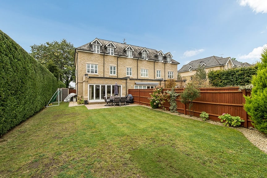 4 bedroom semidetached house for sale Spinney Gardens, Esher Hawksman
