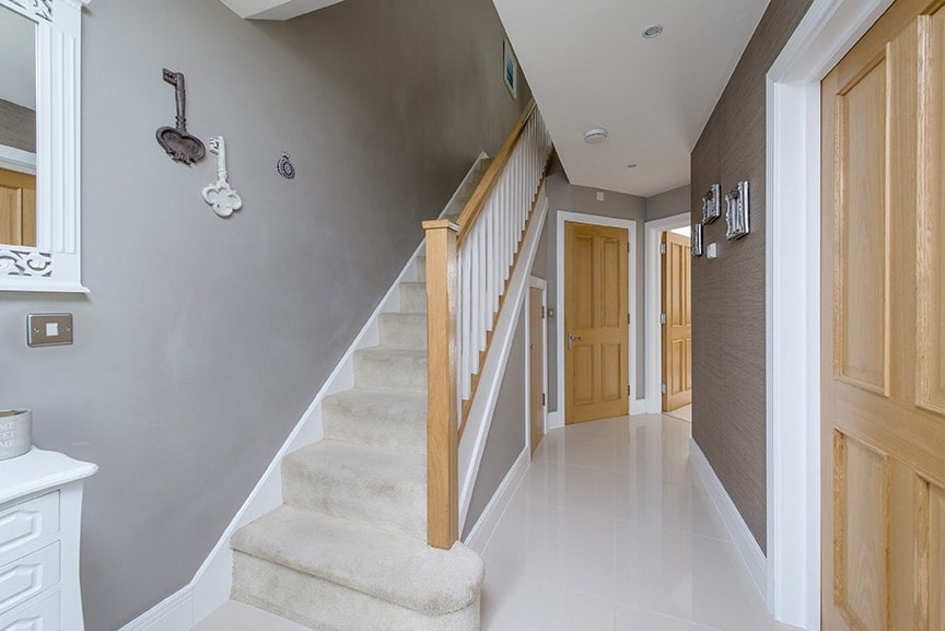 4 bedroom semidetached house for sale Spinney Gardens, Esher Hawksman