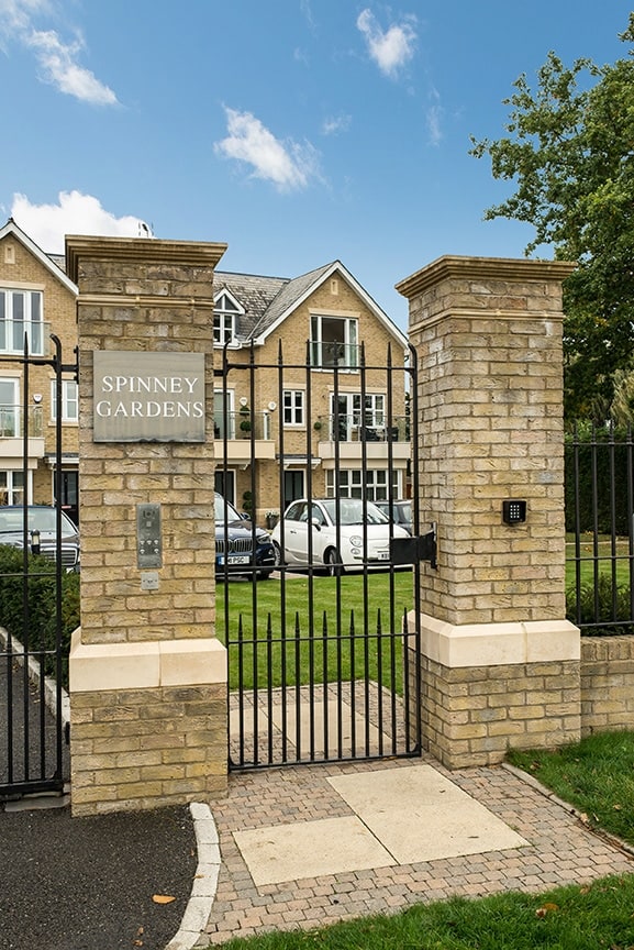 4 bedroom semidetached house for sale Spinney Gardens, Esher Hawksman