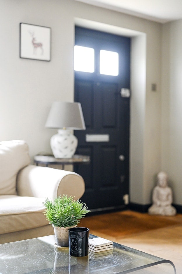 3 bedroom semidetached house Esher Hawksman