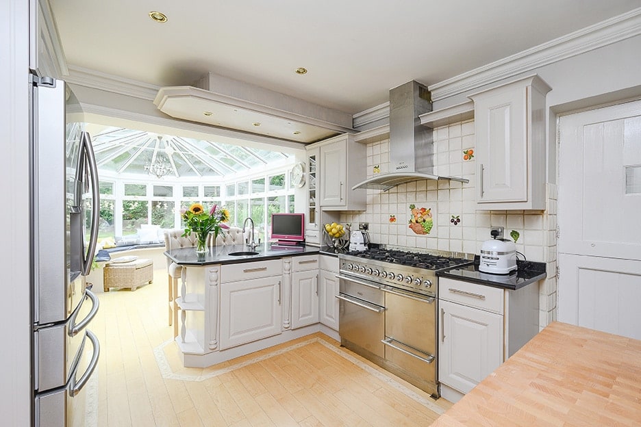 4 bedroom detached house for sale WaltononThames Hawksman