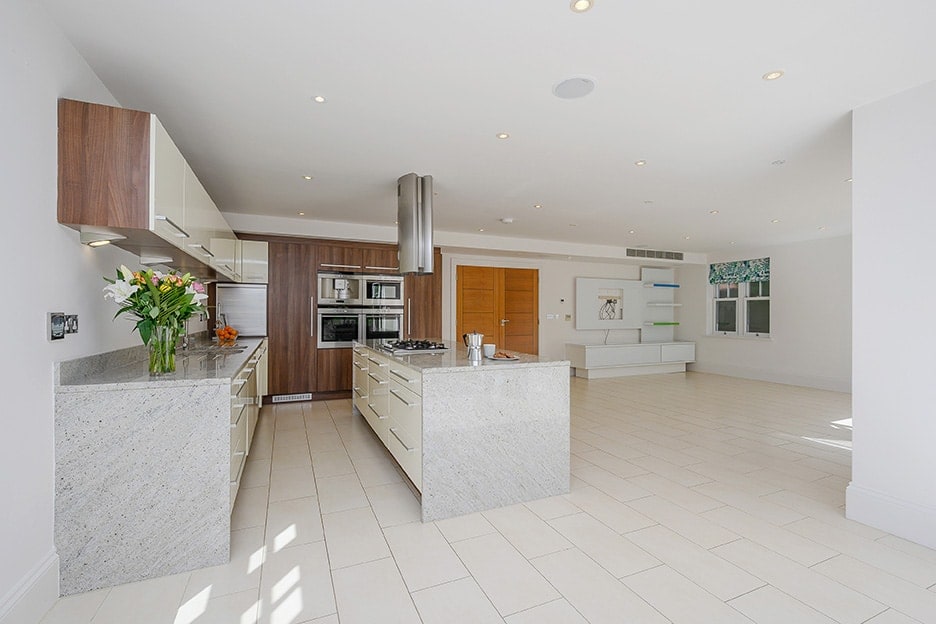 6 bedroom detached house for sale Oxshott Hawksman