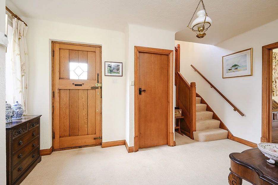 4 bedroom detached house for sale East Horsley Hawksman