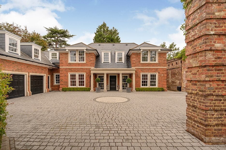5 Bedrooms, Claremont Drive, Esher Hawksman