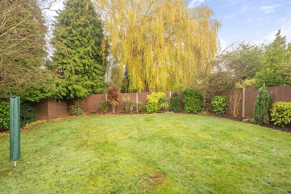 3 Bedrooms, Lower Wood Road, Claygate Hawksman