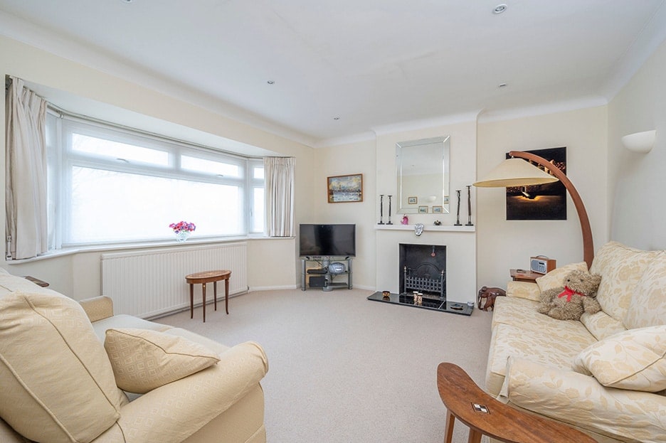 3 Bedrooms, Lower Wood Road, Claygate Hawksman