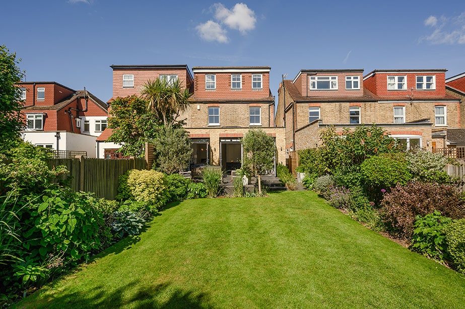 5 Bedrooms, Woodside Avenue, Esher Hawksman