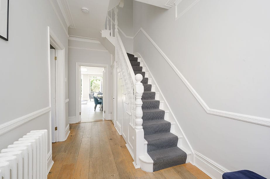 5 Bedrooms, Woodside Avenue, Esher Hawksman