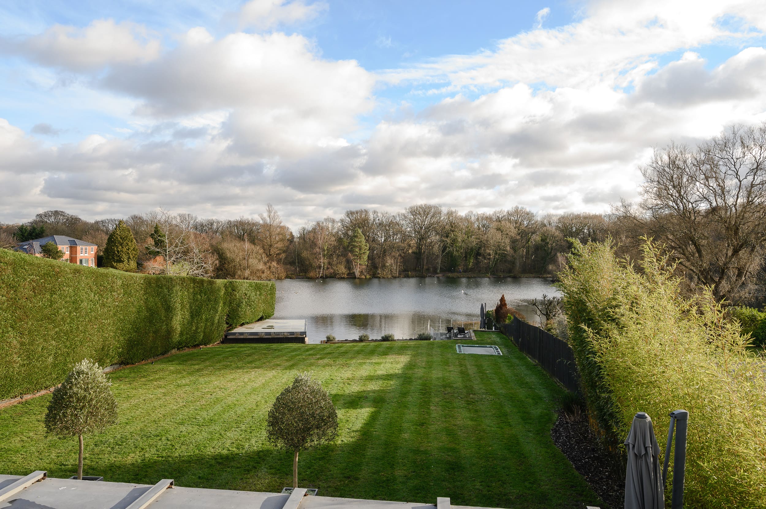 5 Bedrooms, Heathfield, Cobham Hawksman