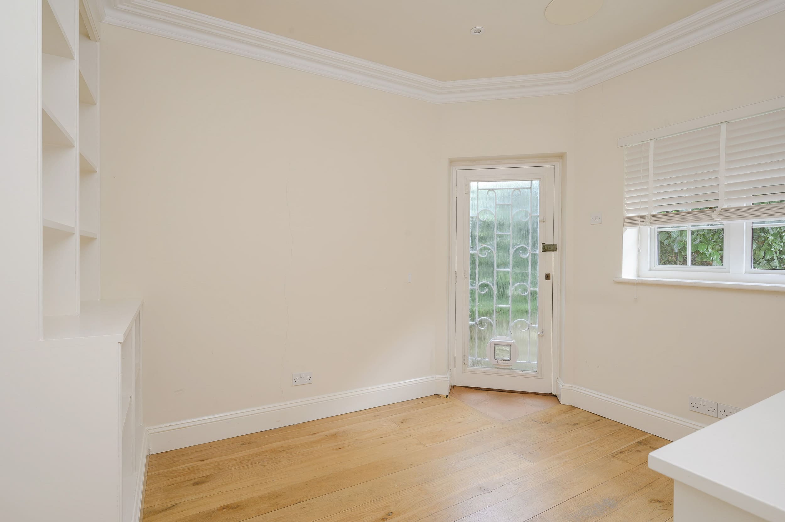 4 Bedrooms, Winchester Close, Esher Hawksman