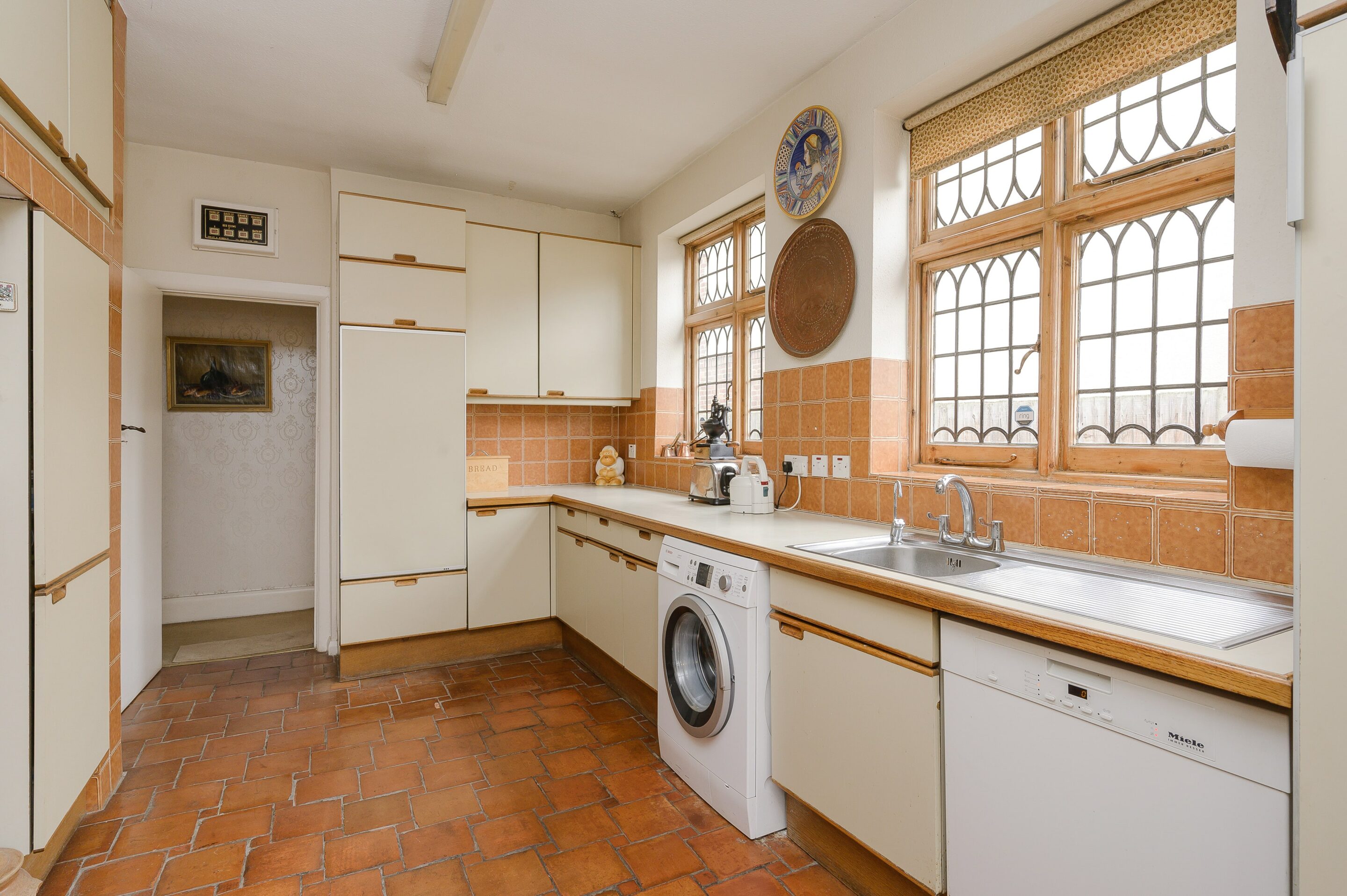 4 Bedrooms, The Avenue, SunburyonThames Hawksman