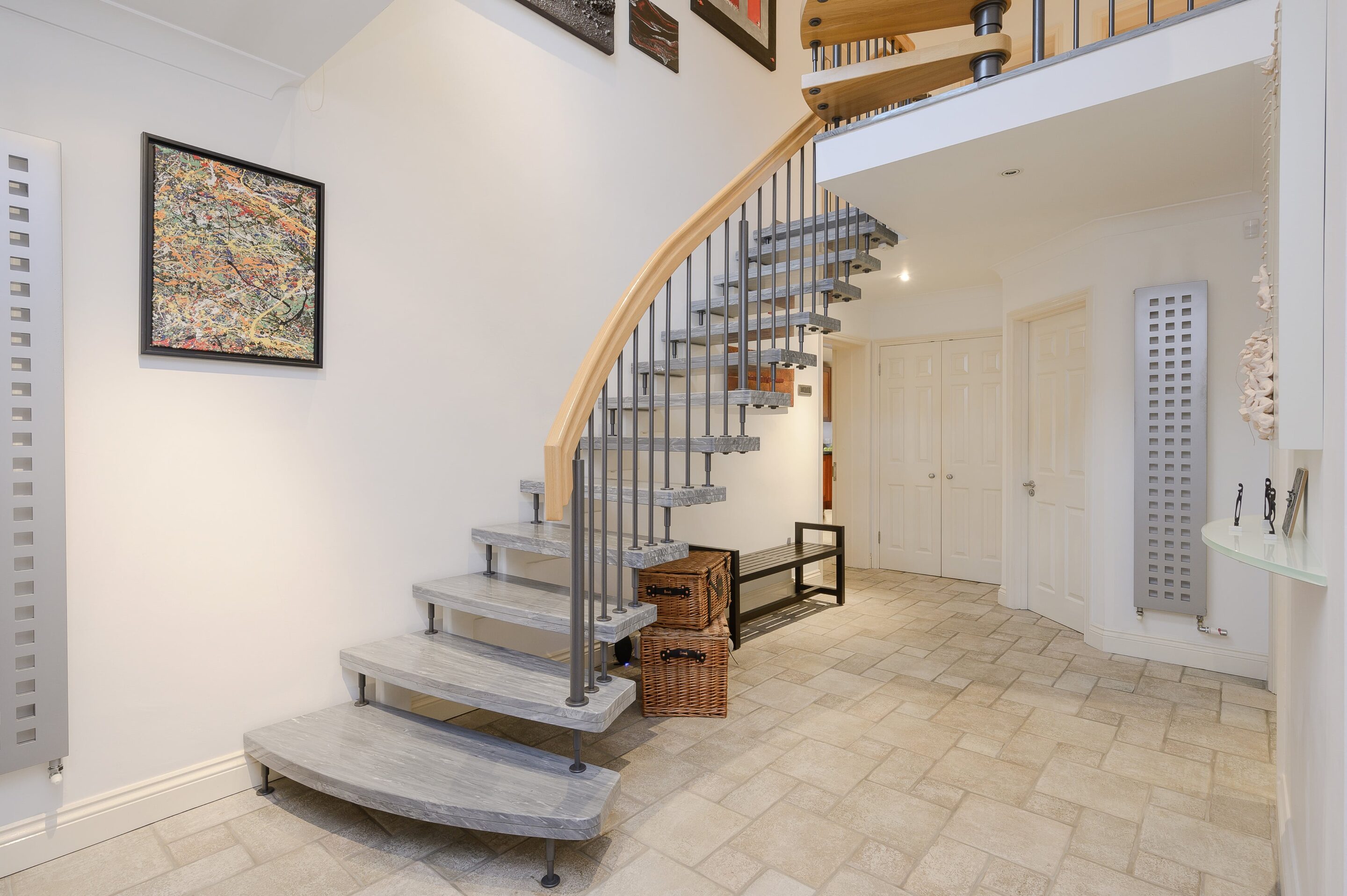 5 Bedrooms, Leatherhead Road, Oxshott Hawksman