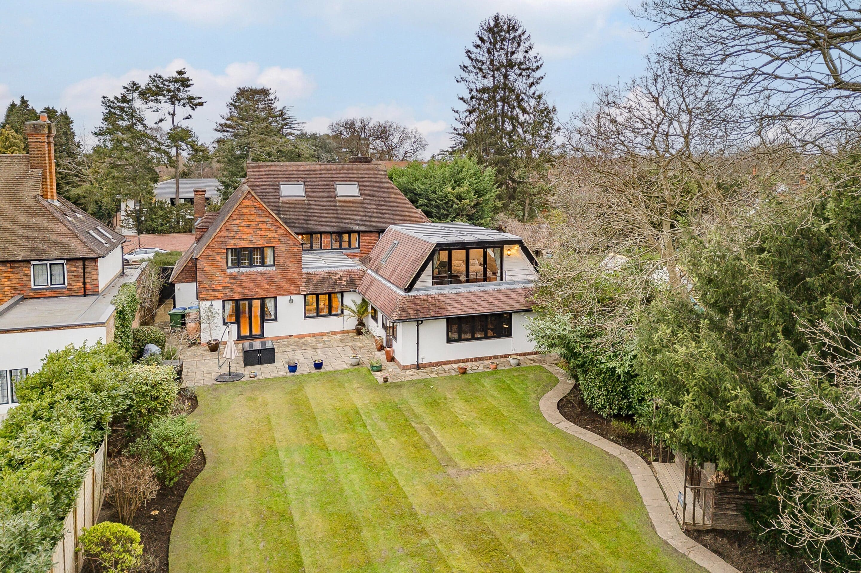 5 Bedrooms, Sandown Road, Esher Hawksman