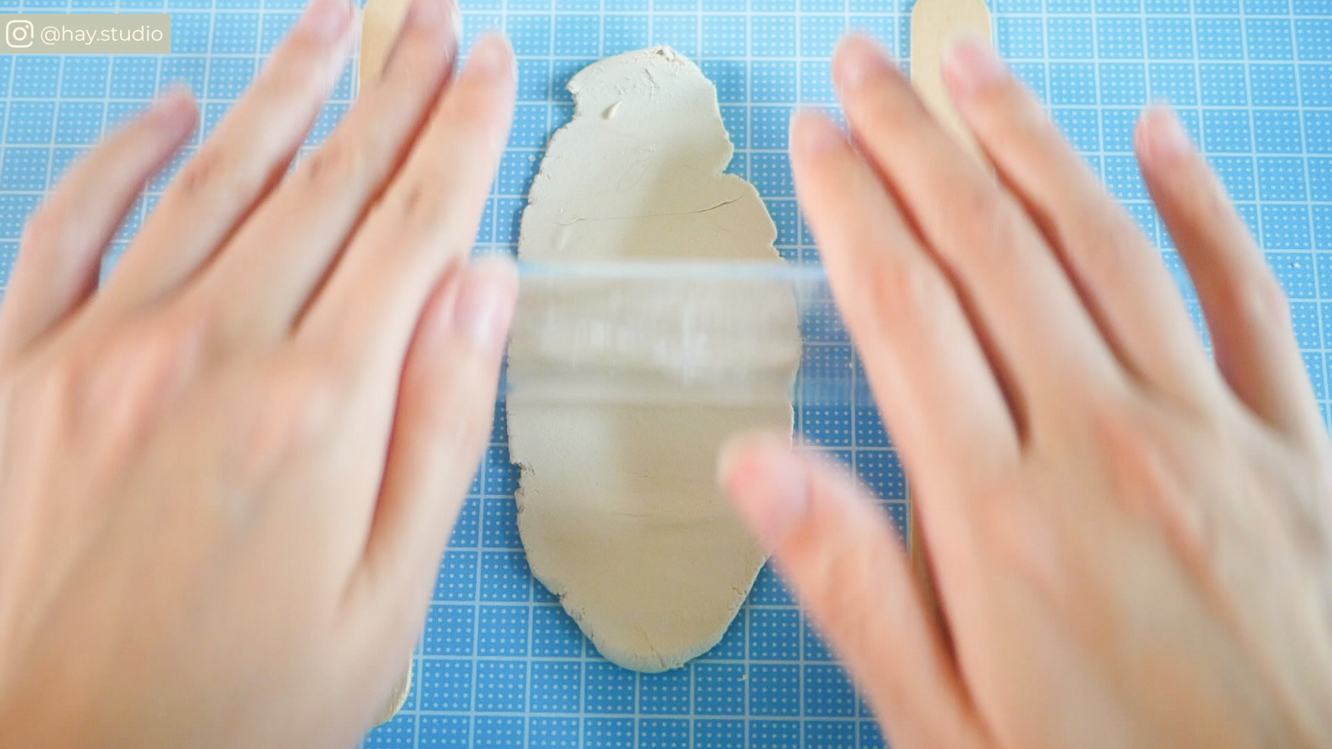 How to Make Air Dry Clay Earrings (A 10Step DIY Tutorial) ⋆ HAY studio