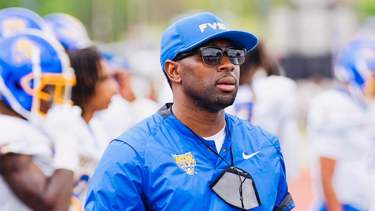 Mississippi Valley State brings in alumnus to take over football