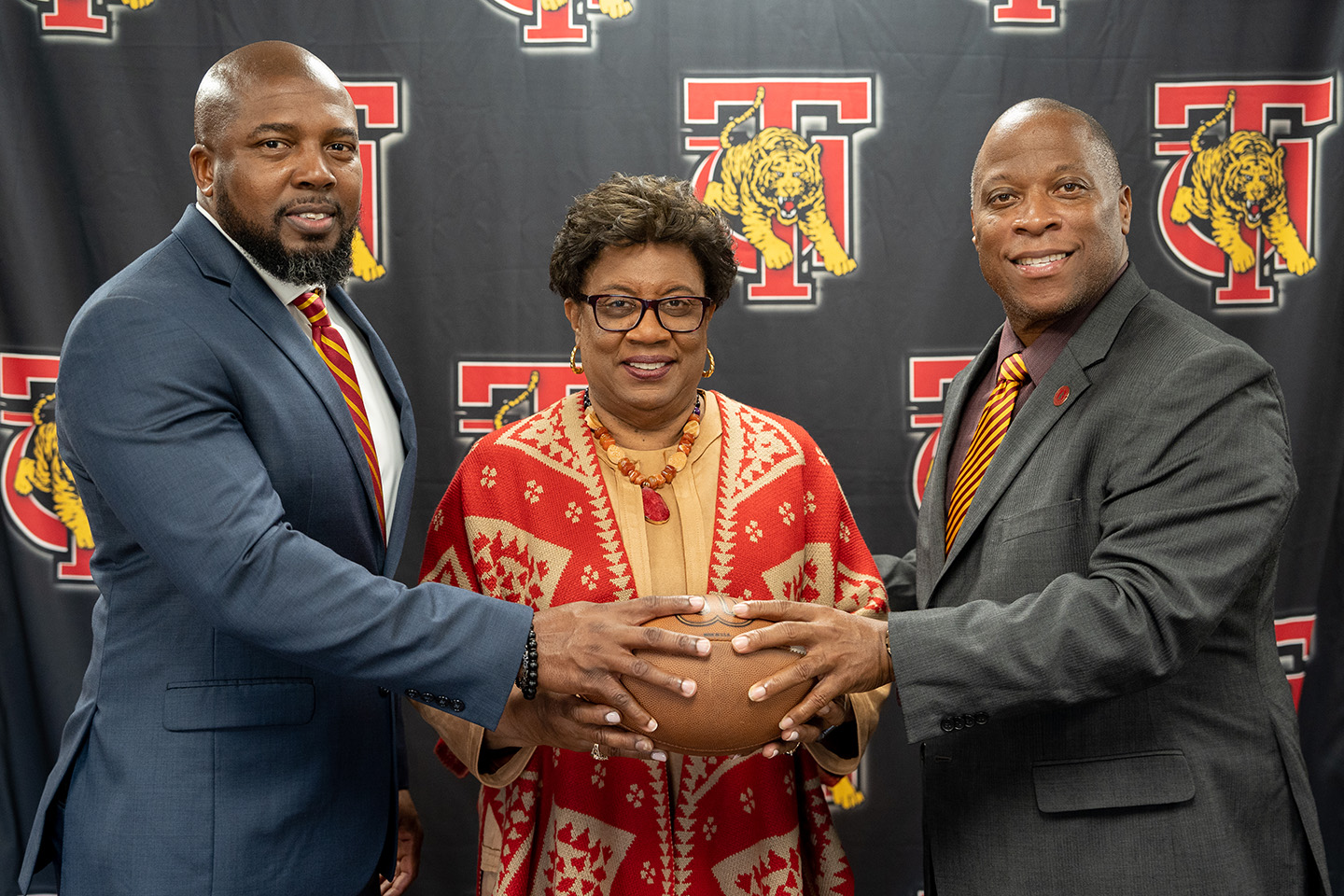 Tuskegee University president retiring in spring 2024 HBCU Gameday