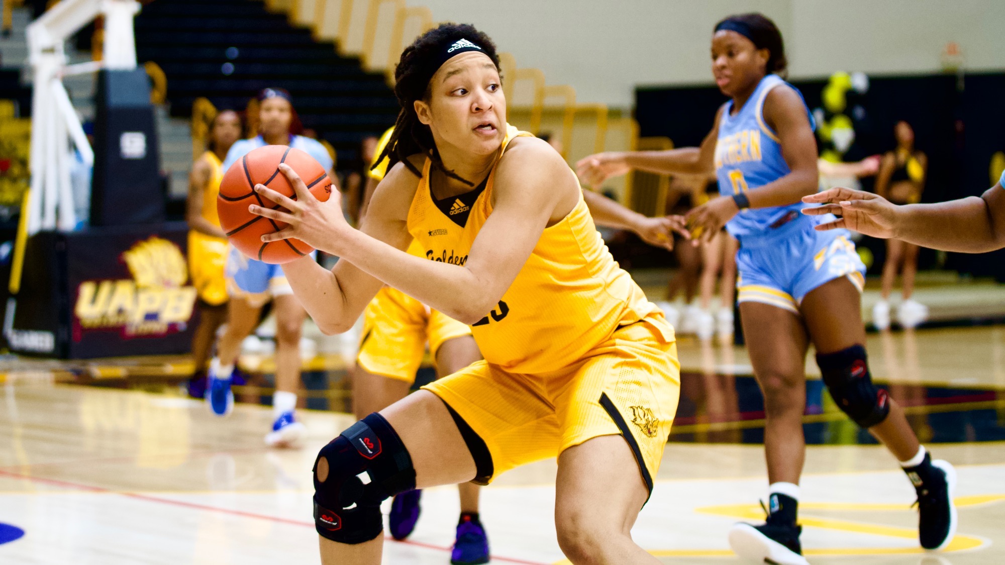 Jackson State continues to dominate, beats ArkansasPine Bluff