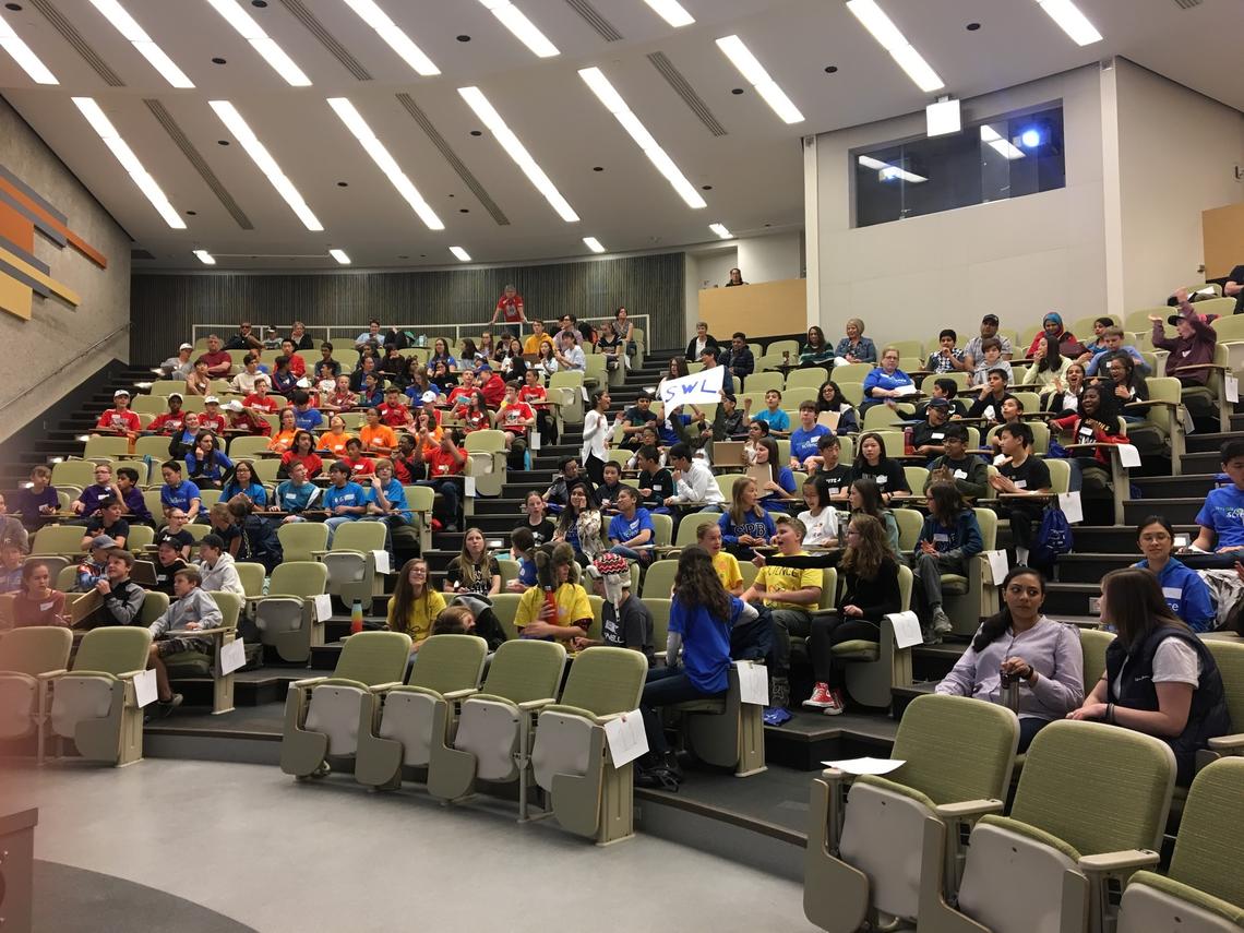 Science challenges more than 400 junior and high